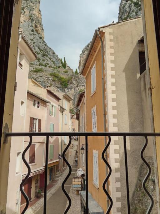 La Fontaine Apartment Moustiers-Sainte-Marie Exterior photo